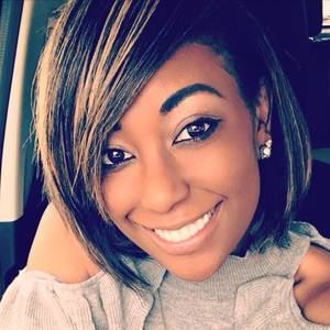 Meet your Posher, Courtney